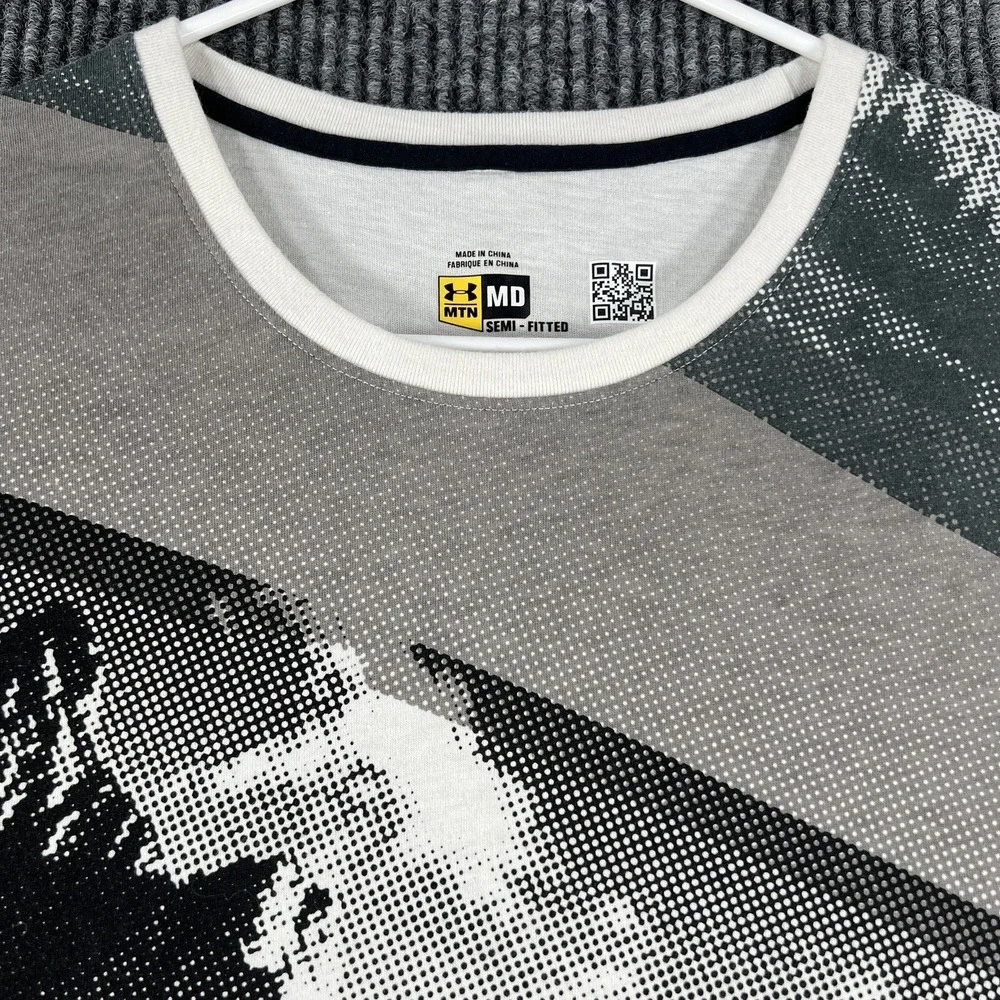 Under Armour Shirt Mens Medium White Mountain Semi Fitted‎ Short Sleeve